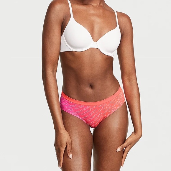 Victoria's Secret Seamless Hiphugger Panty Coral Blaze Small NEW - Picture 3 of 6